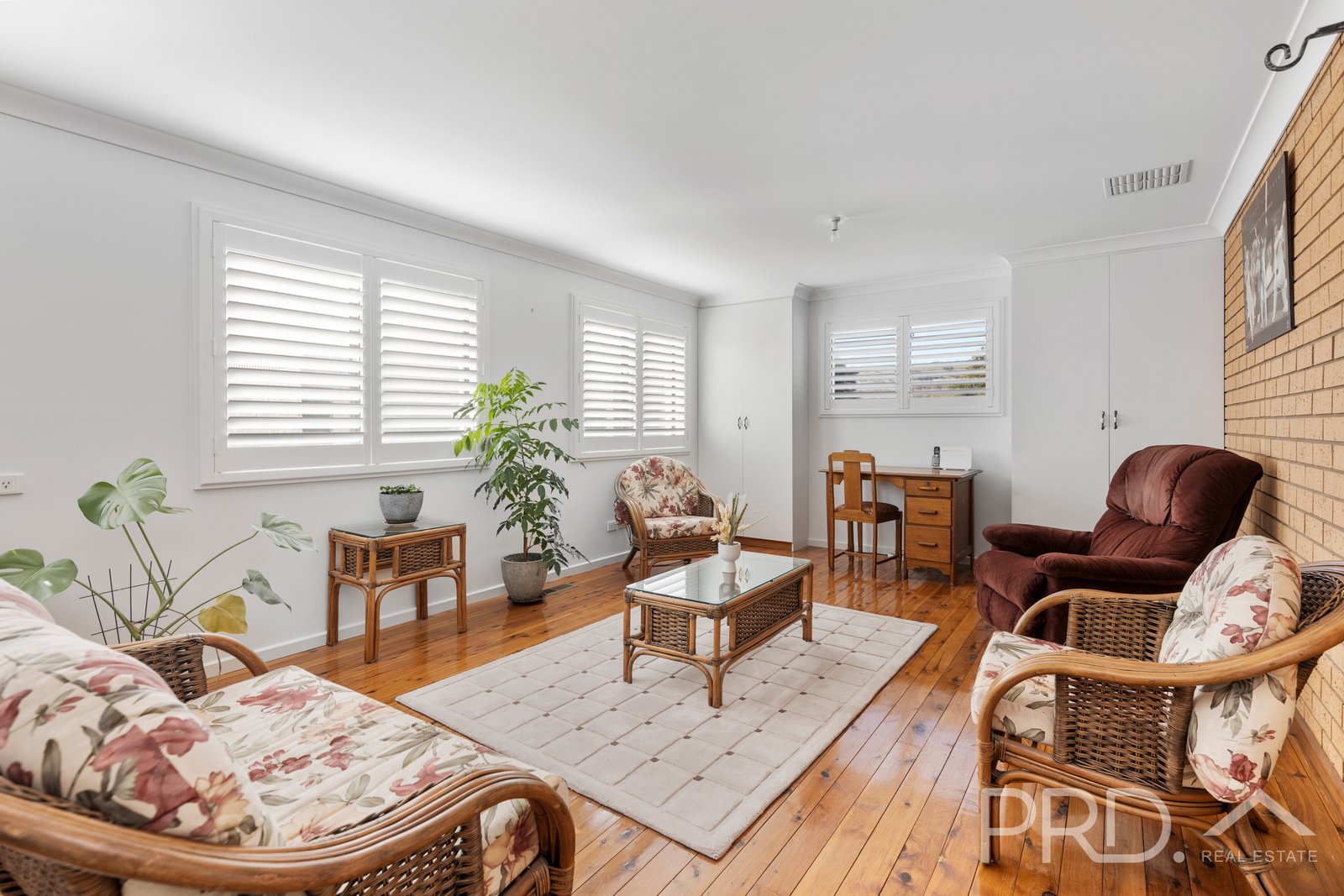 6 Tumut Street ADELONG 4