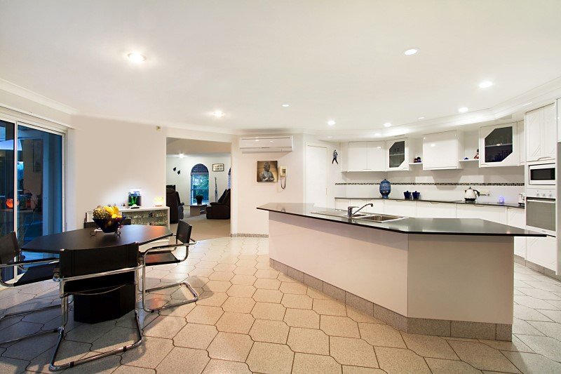 6 Turramurra Drive ROBINA 4