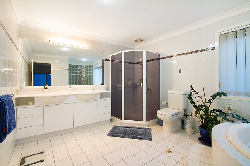 6 Turramurra Drive ROBINA 9