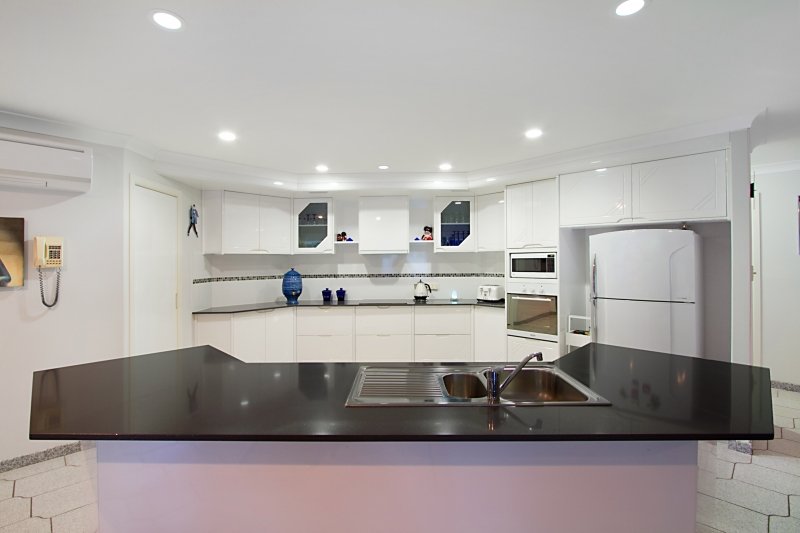 6 Turramurra Drive ROBINA 2