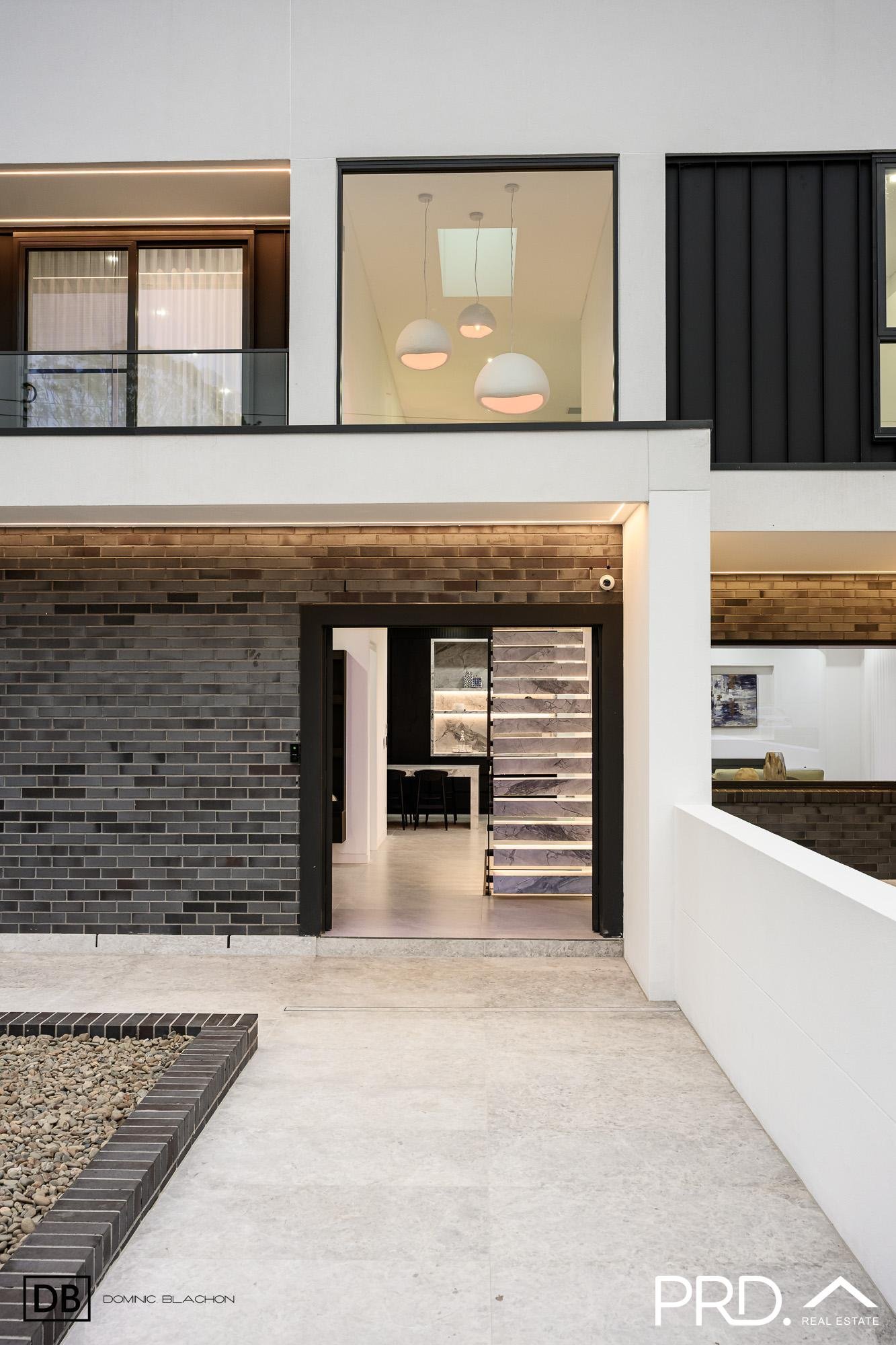 6 Tyalgum Ave  PANANIA 2