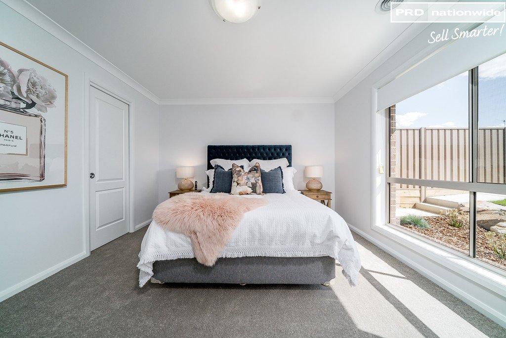 6 Tycho Place LLOYD 4