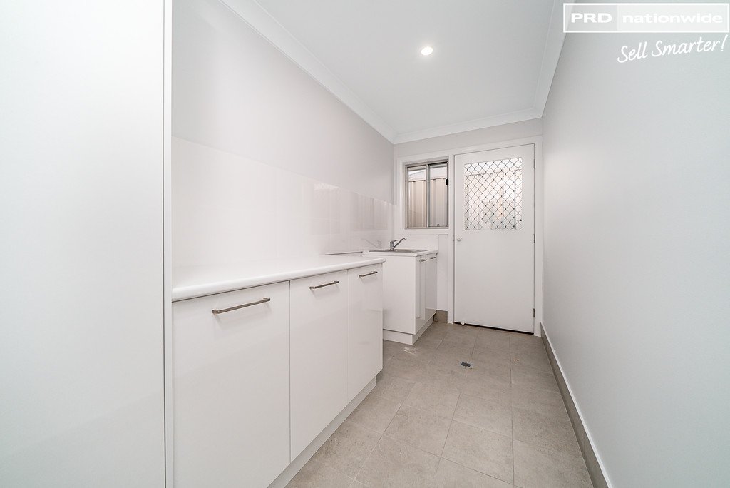 6 Tycho Place LLOYD 8