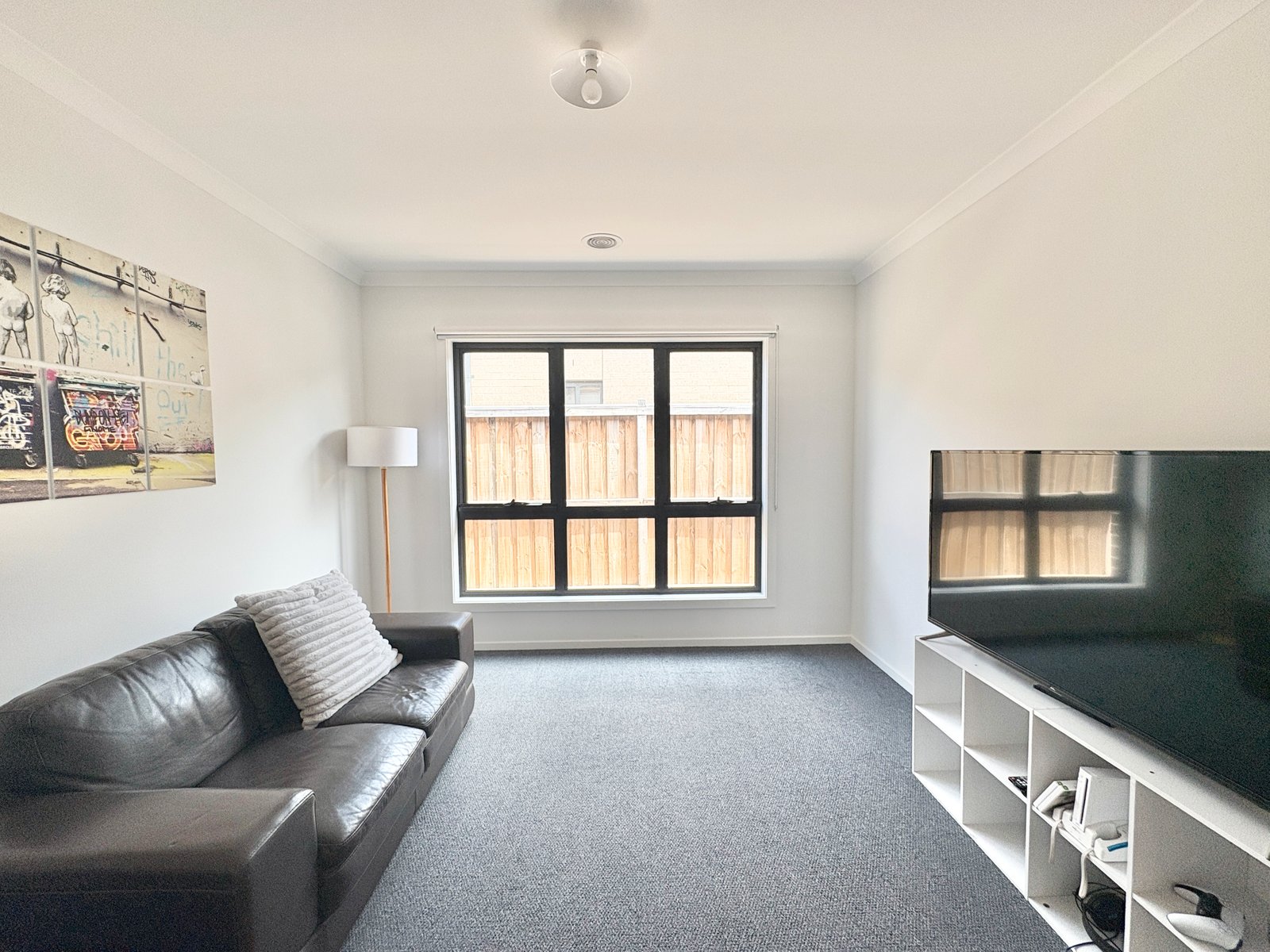 Gallery: 6 Umbra Place