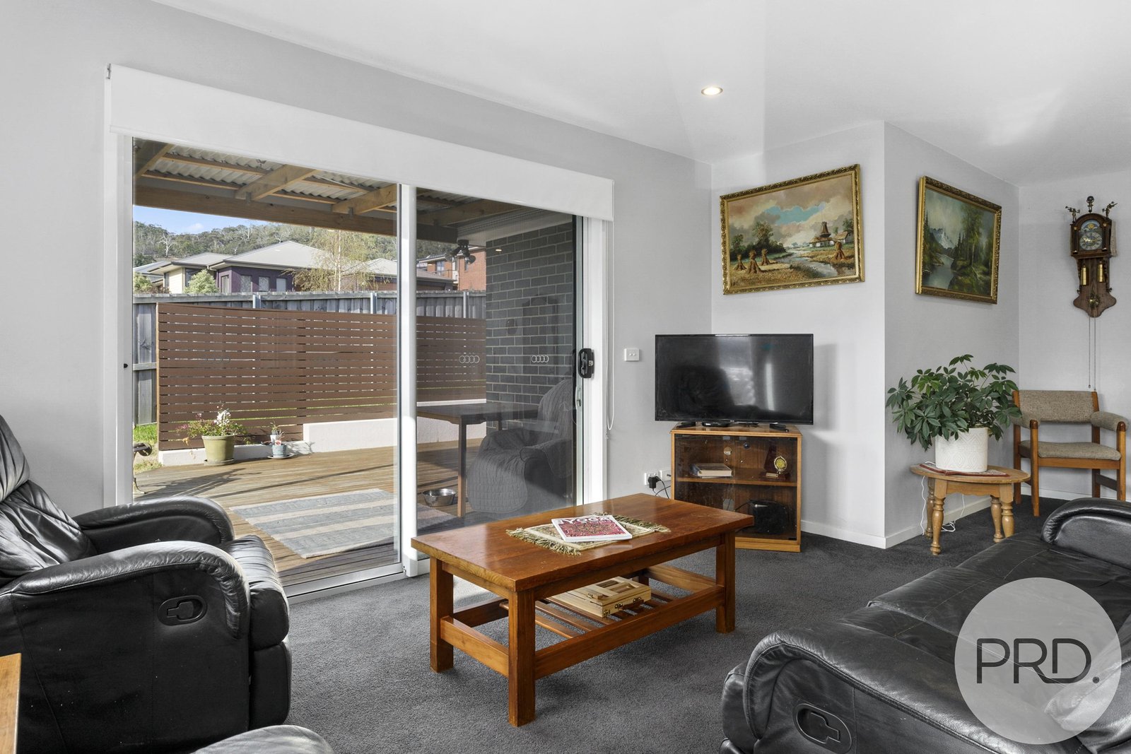 6 Vasili Court OAKDOWNS 5