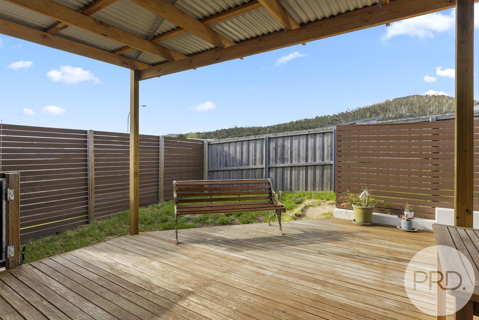 6 Vasili Court OAKDOWNS 13