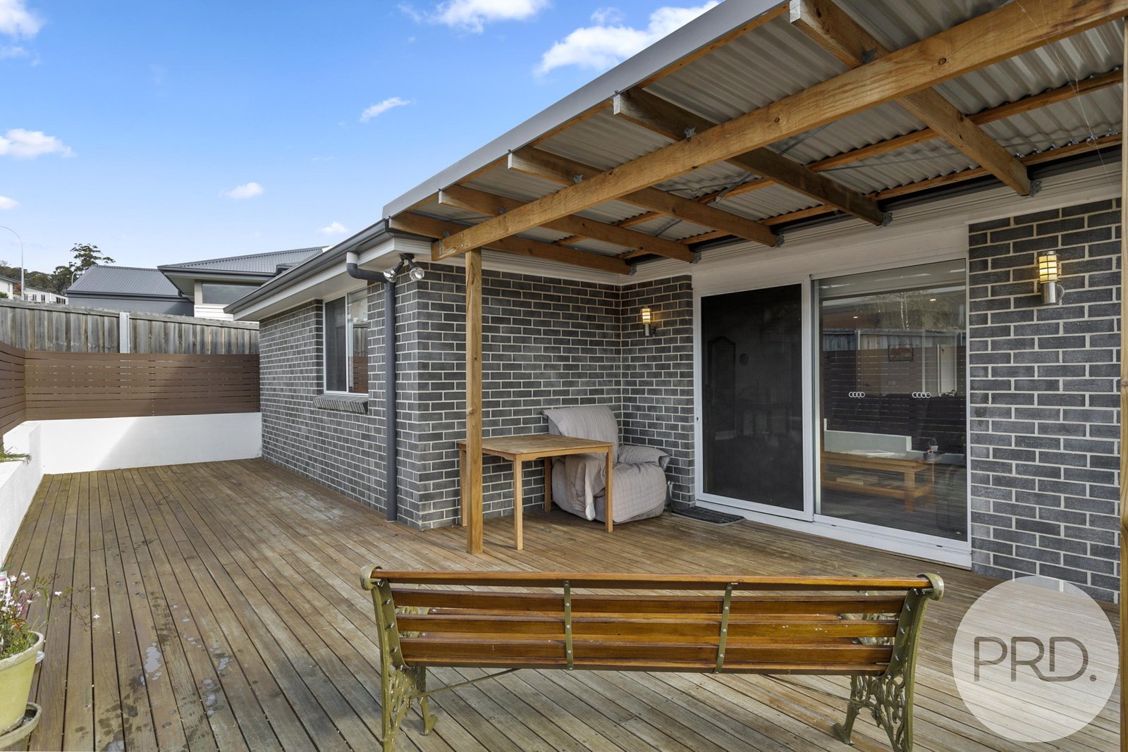 6 Vasili Court OAKDOWNS 14