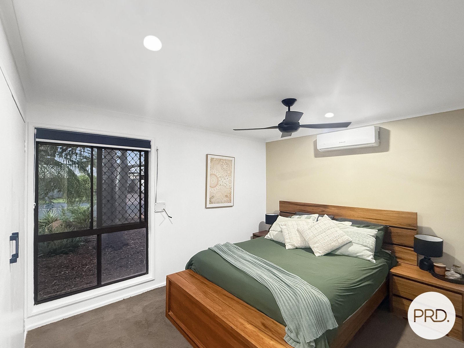 6 Veall Close MILLARS WELL 14