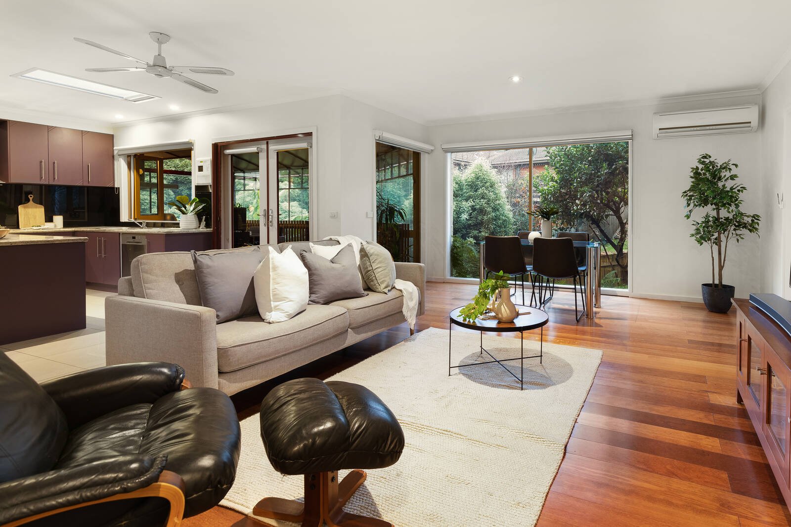 Real Estate and Property in 6 Veda Court, Templestowe, VIC