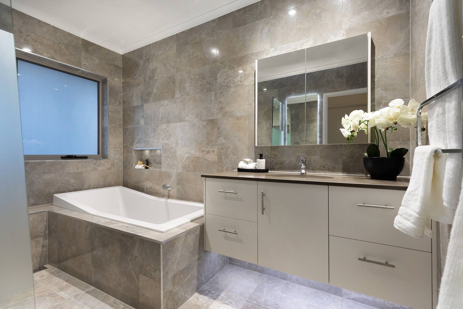 Real Estate and Property in 6 Veda Court, Templestowe, VIC