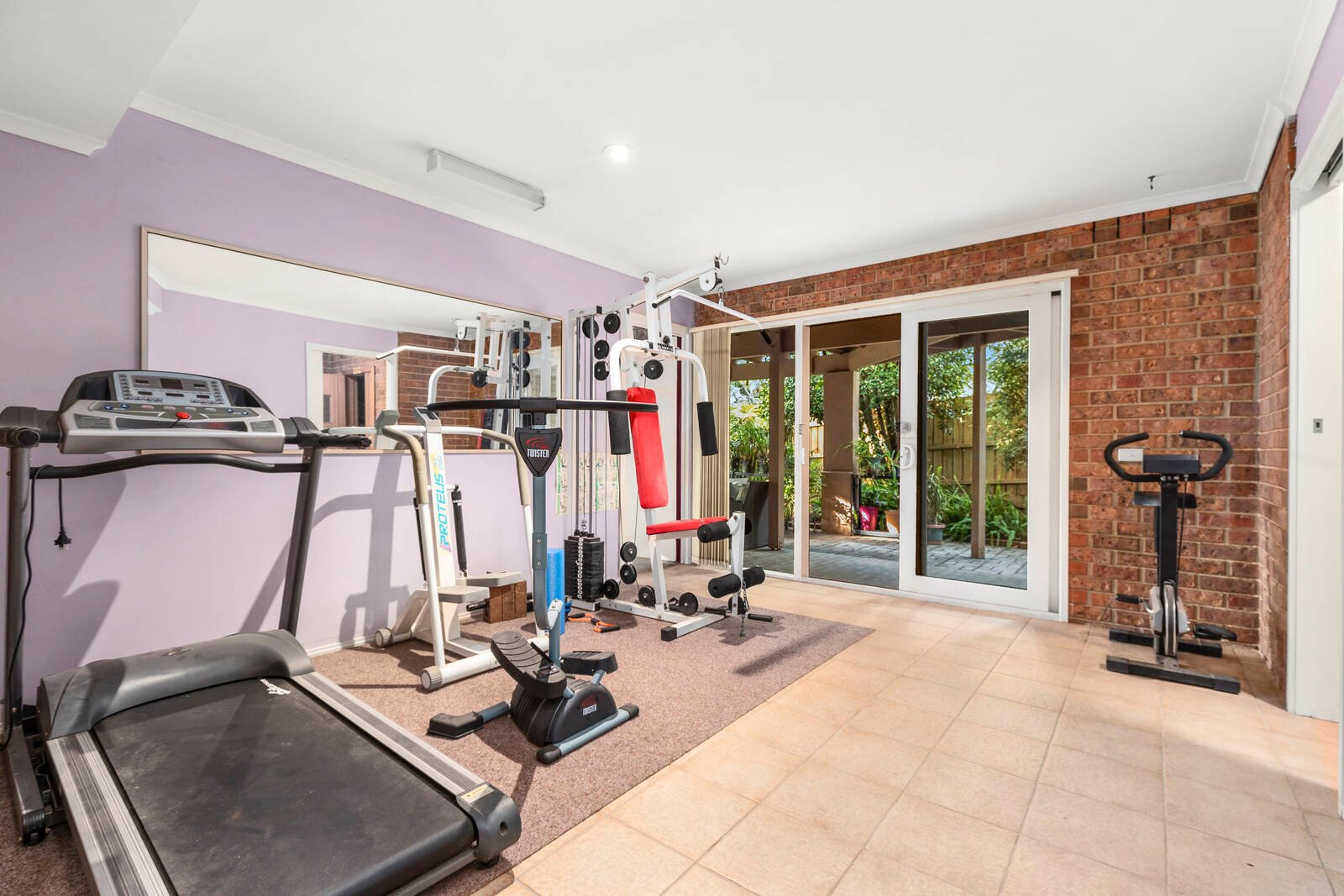 Real Estate and Property in 6 Veda Court, Templestowe, VIC