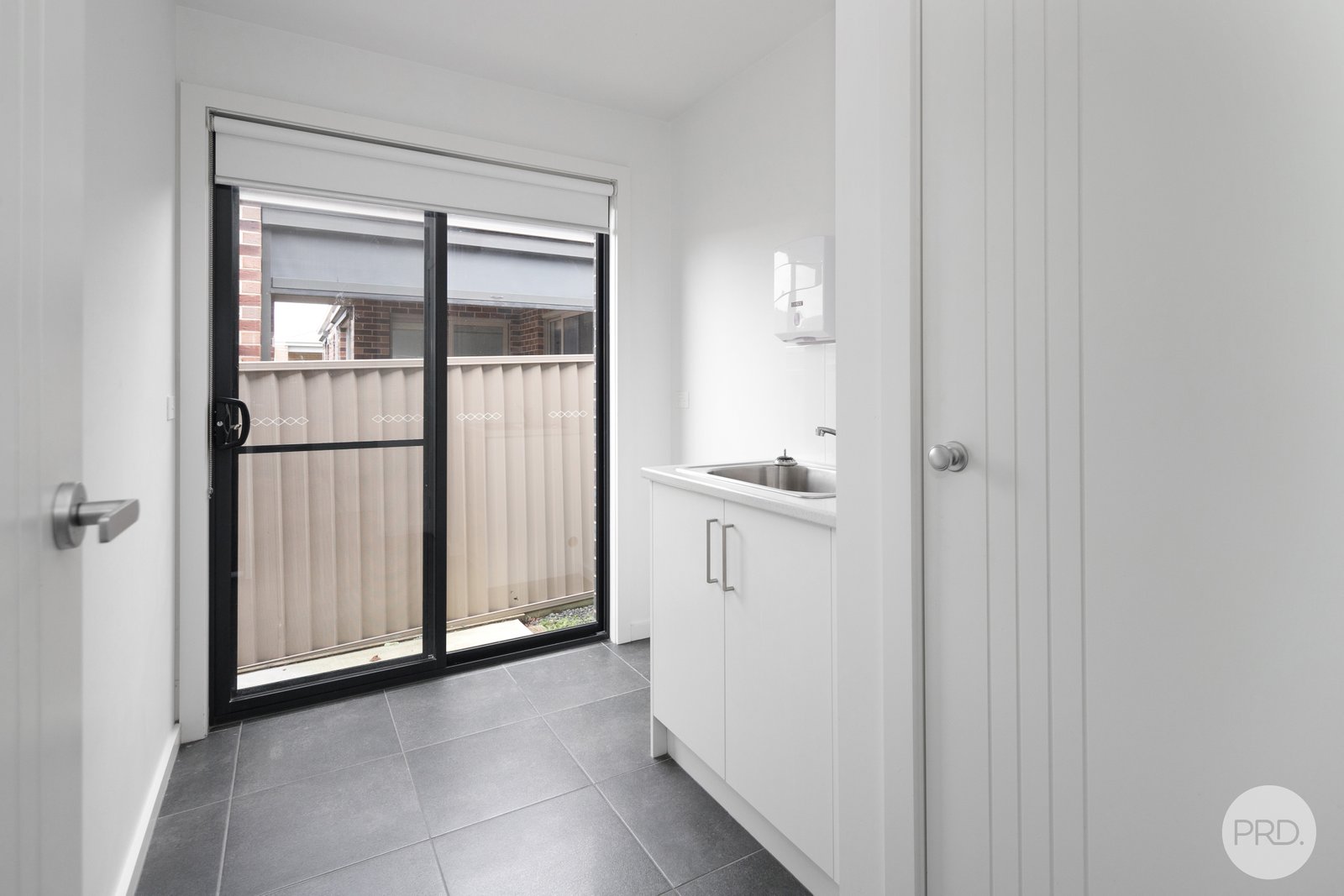 6 Venice Drive WINTER VALLEY 12