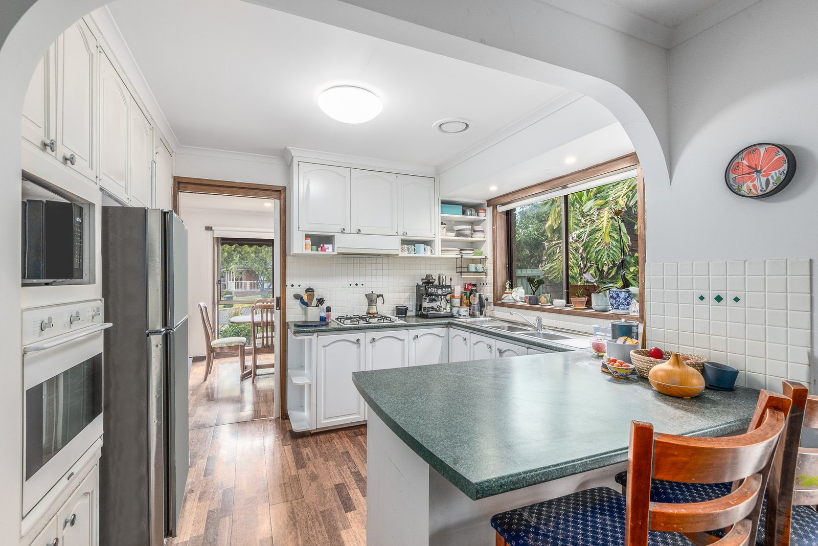 Gallery: 6 Vermeer Court