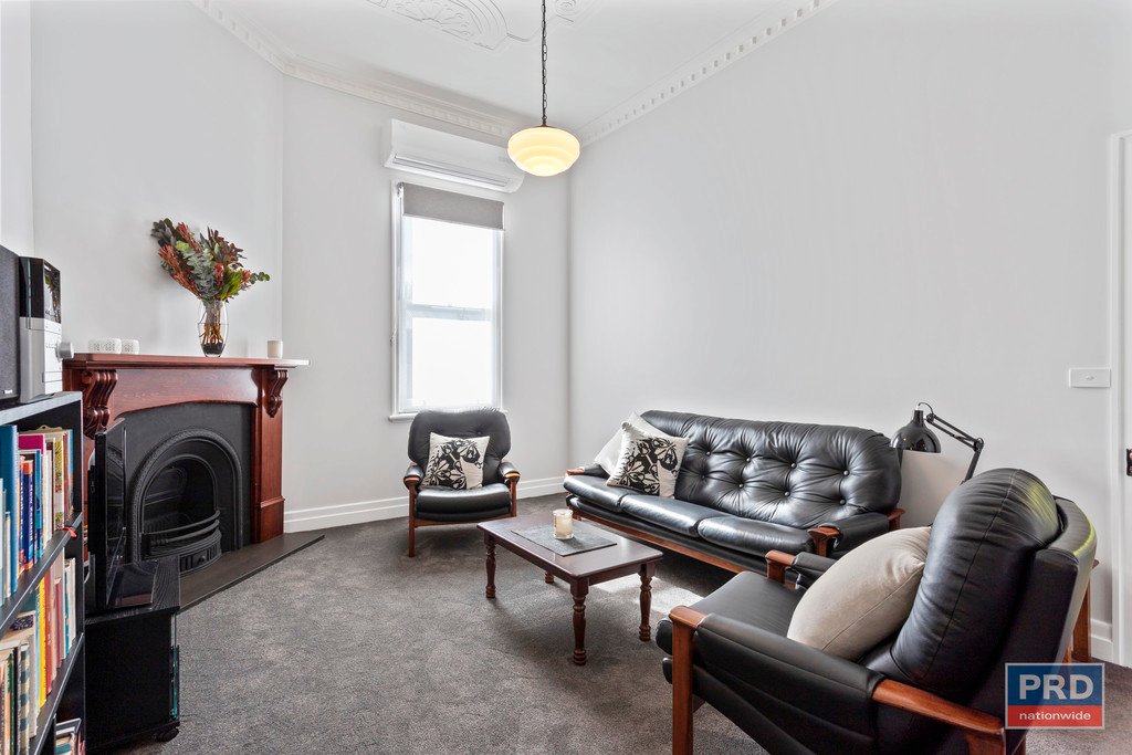 6 Victoria Street IRONBARK 5