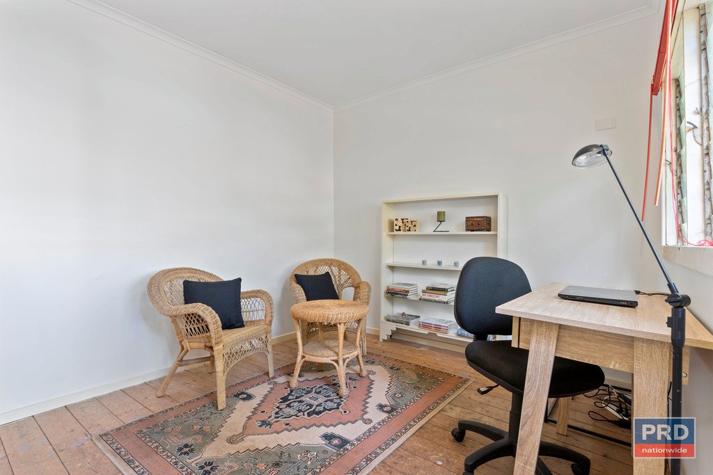 6 Victoria Street IRONBARK 11