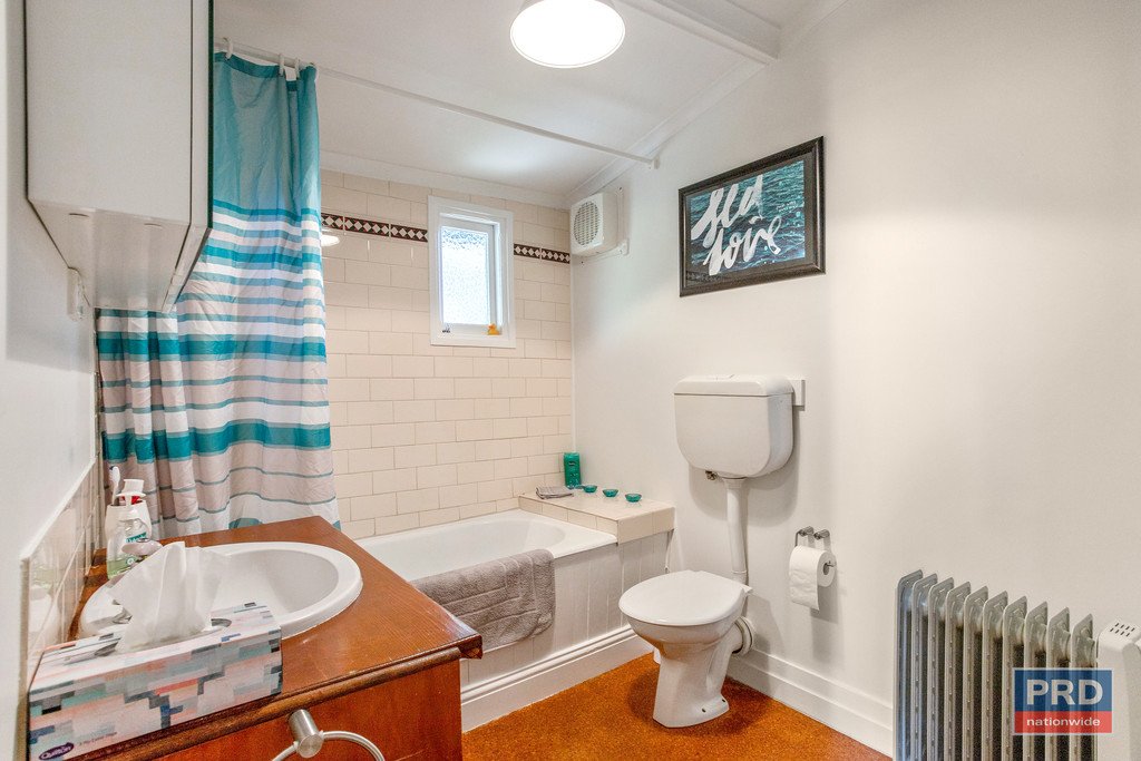 6 Victoria Street IRONBARK 12