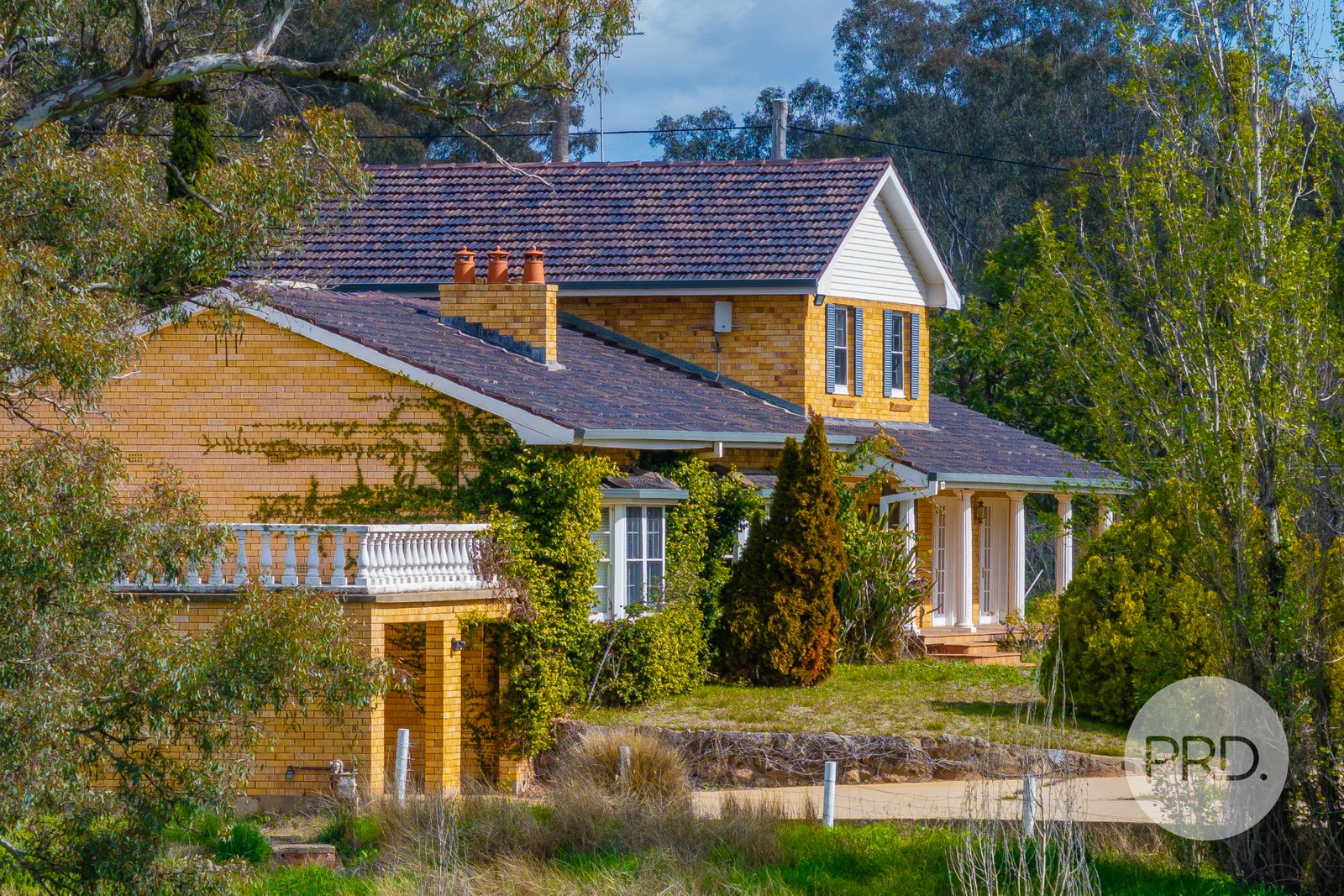 6 Vincent Road LAKE ALBERT 2