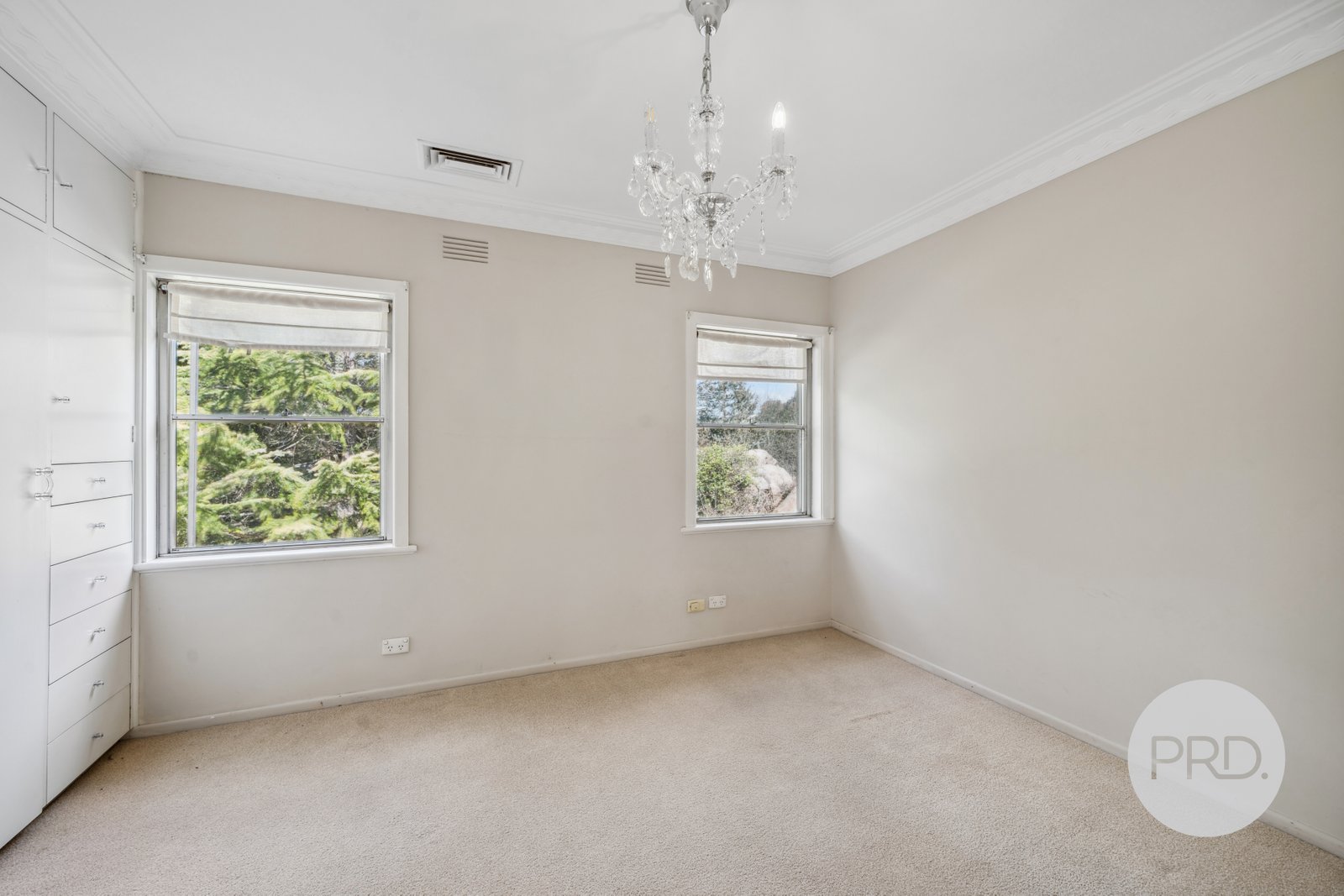 6 Vincent Road LAKE ALBERT 20