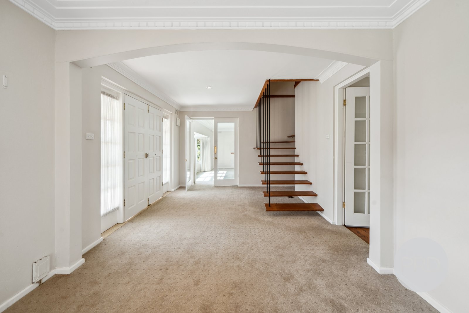 6 Vincent Road LAKE ALBERT 23