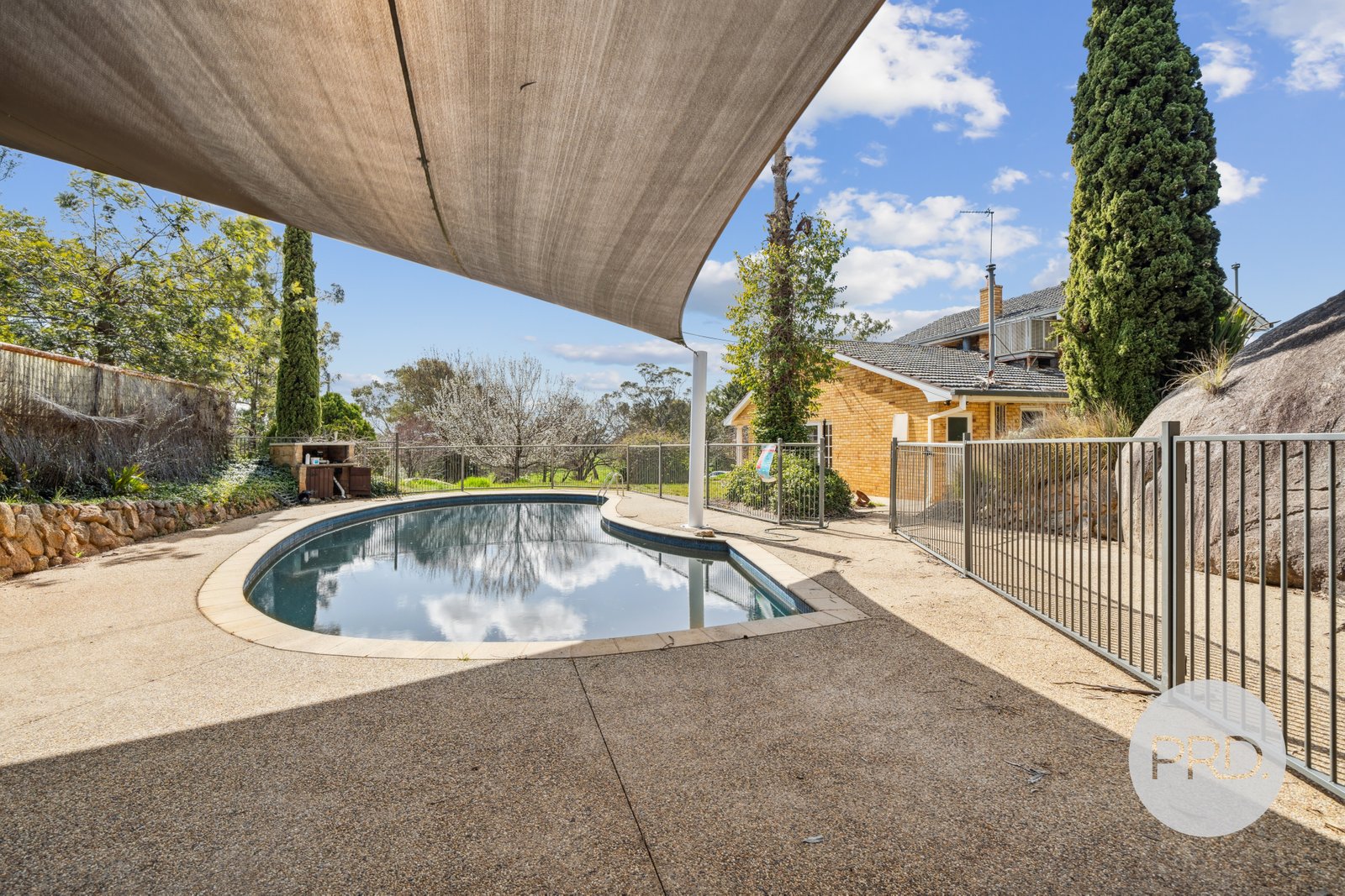 6 Vincent Road LAKE ALBERT 26