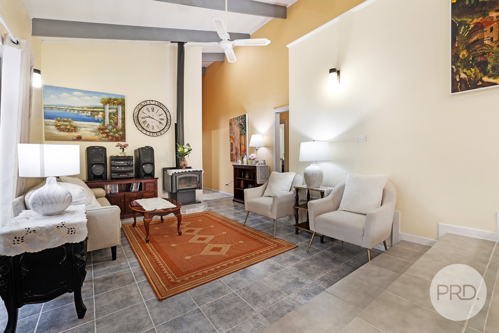 6 Wallamoul Street TAMWORTH 8