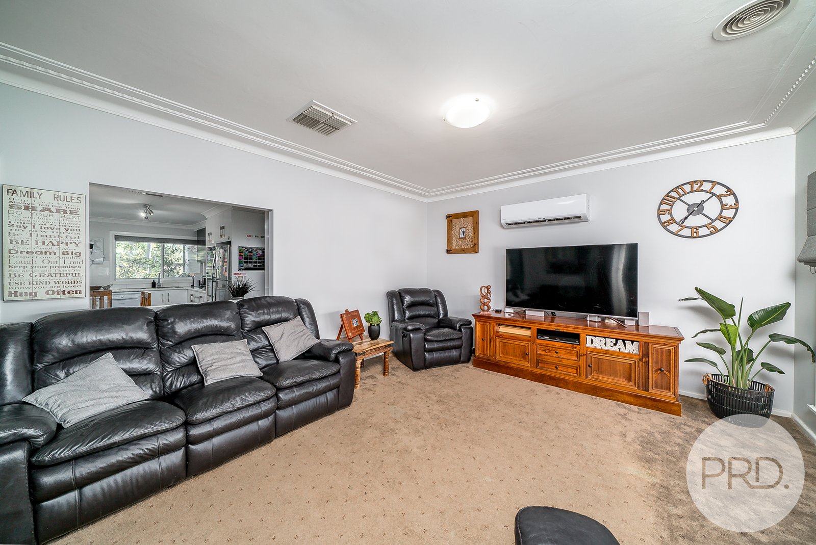 6 Walteela Avenue MOUNT AUSTIN 3