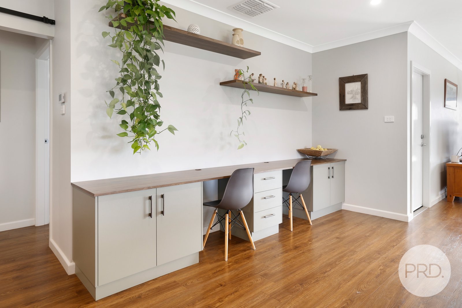 6 Wandella Court TAMWORTH 7