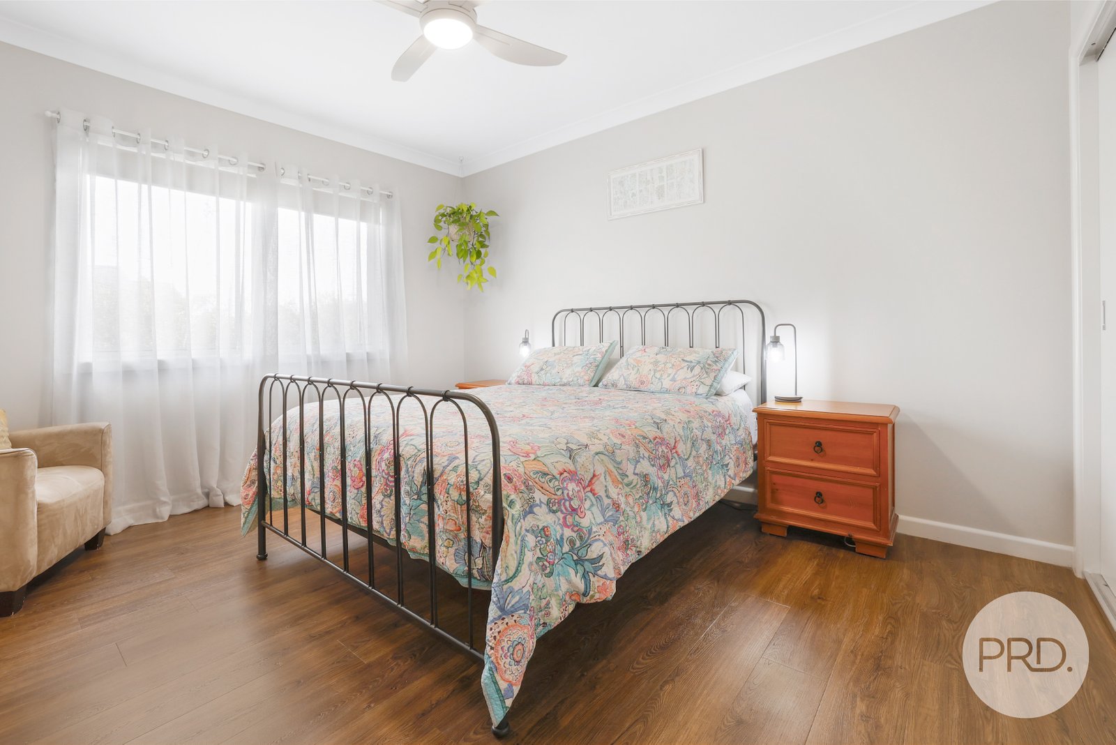 6 Wandella Court TAMWORTH 10