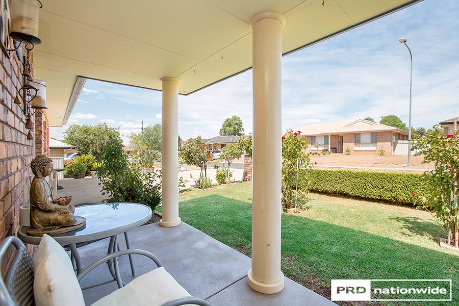 6 Warburton Drive TAMWORTH 20