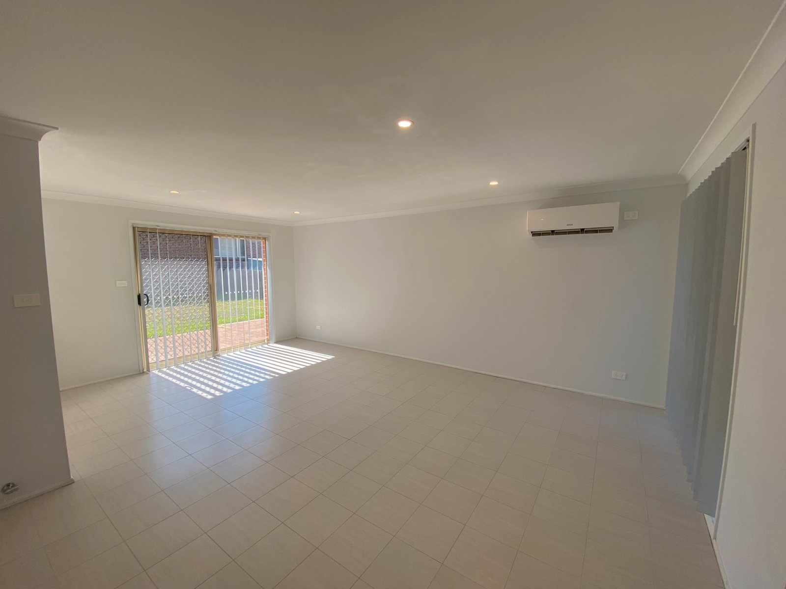 6 Wardang Road HINCHINBROOK 2