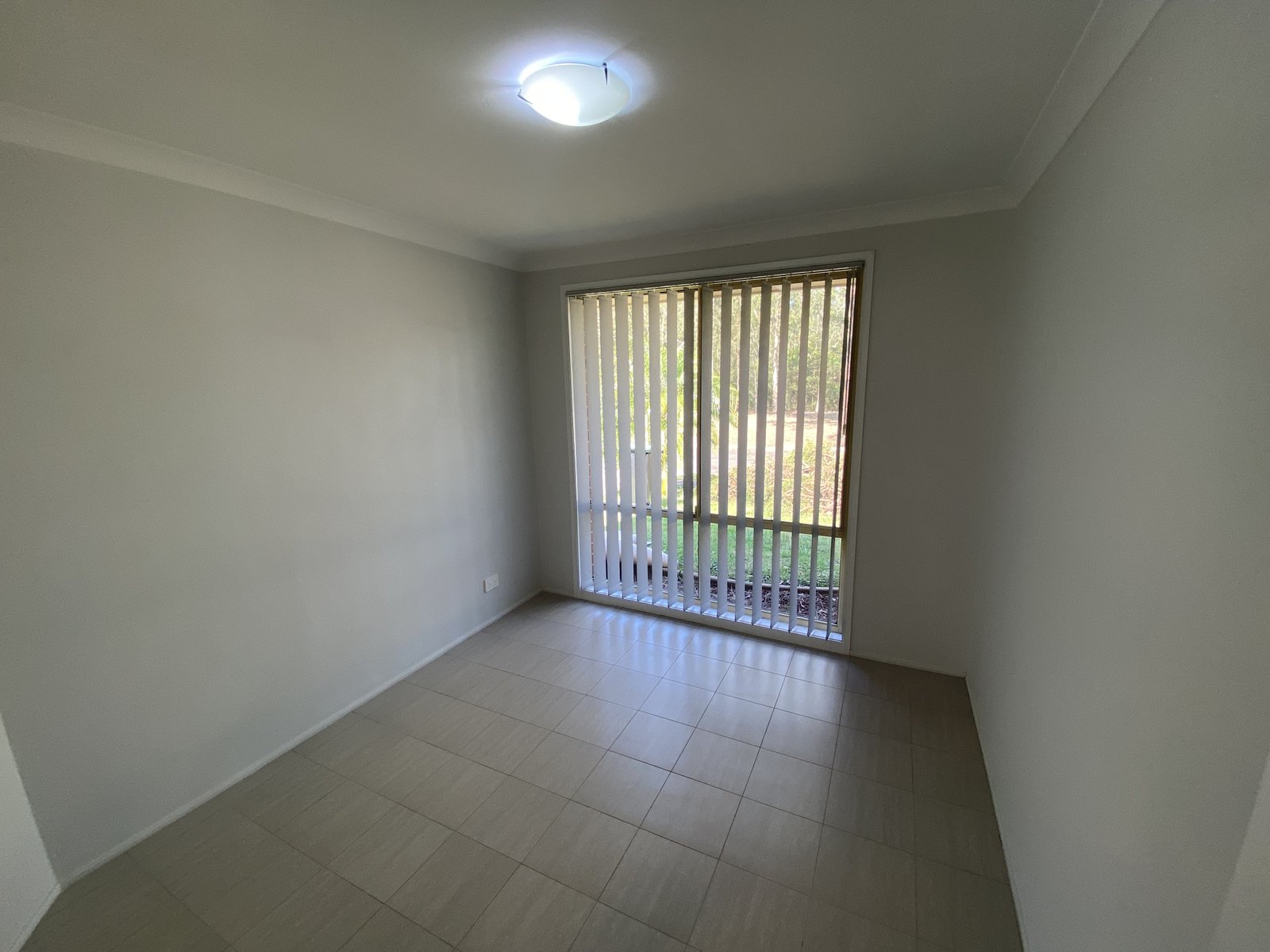 6 Wardang Road HINCHINBROOK 5