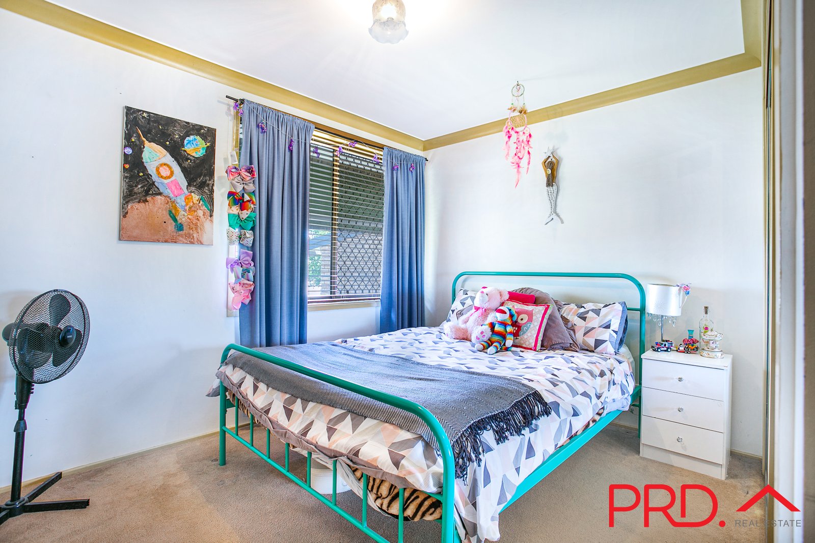 6 Waree Drive TAMWORTH 14