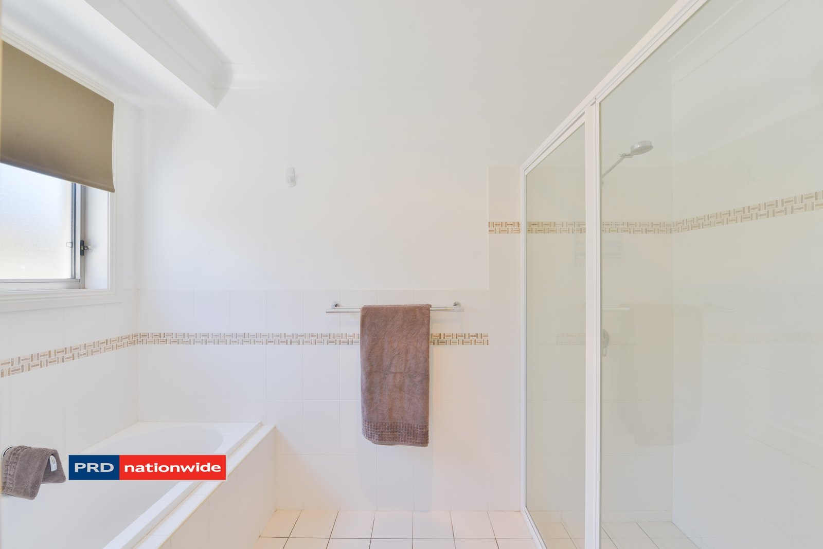6 Warrah Drive TAMWORTH 18