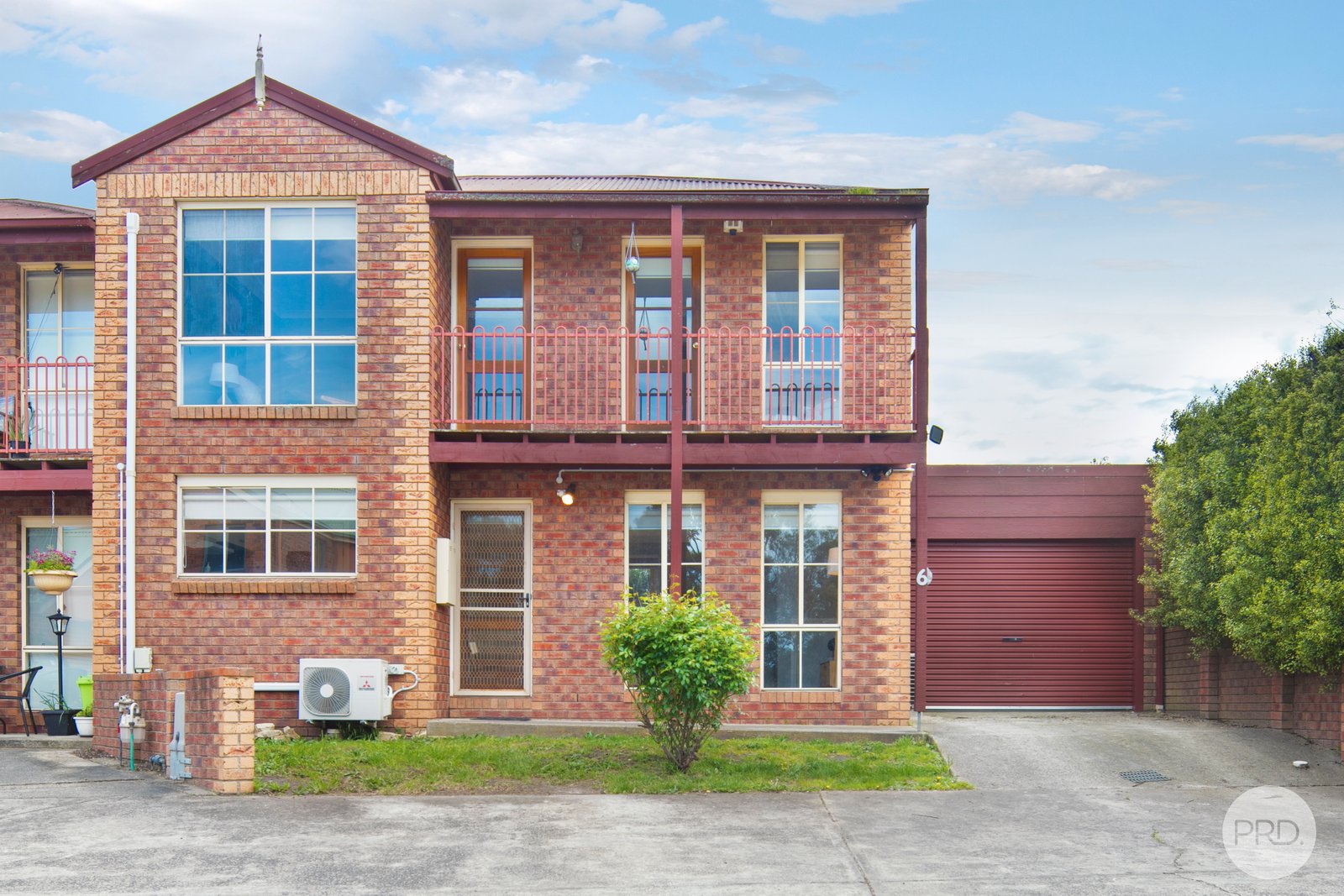 6 Warrambine Drive CANADIAN 1