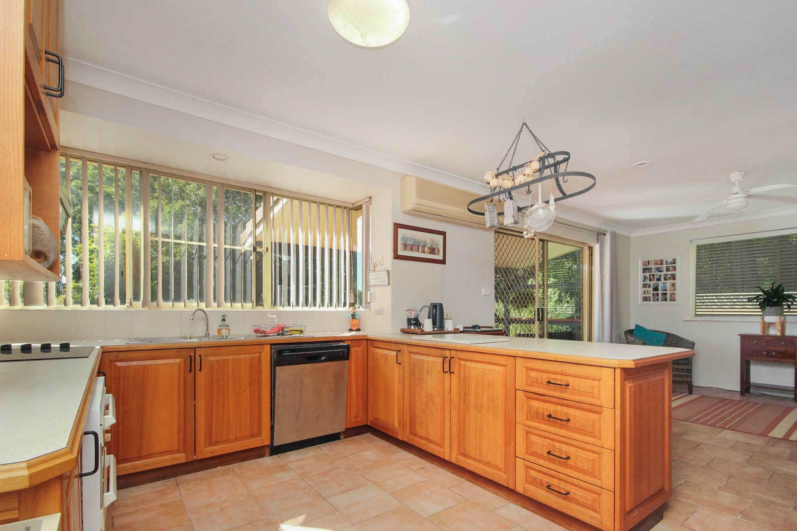 6 Warramunga Close WEST HAVEN 4