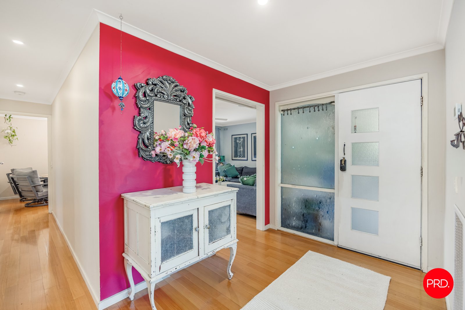 6 Warranwah Drive KENNINGTON 11