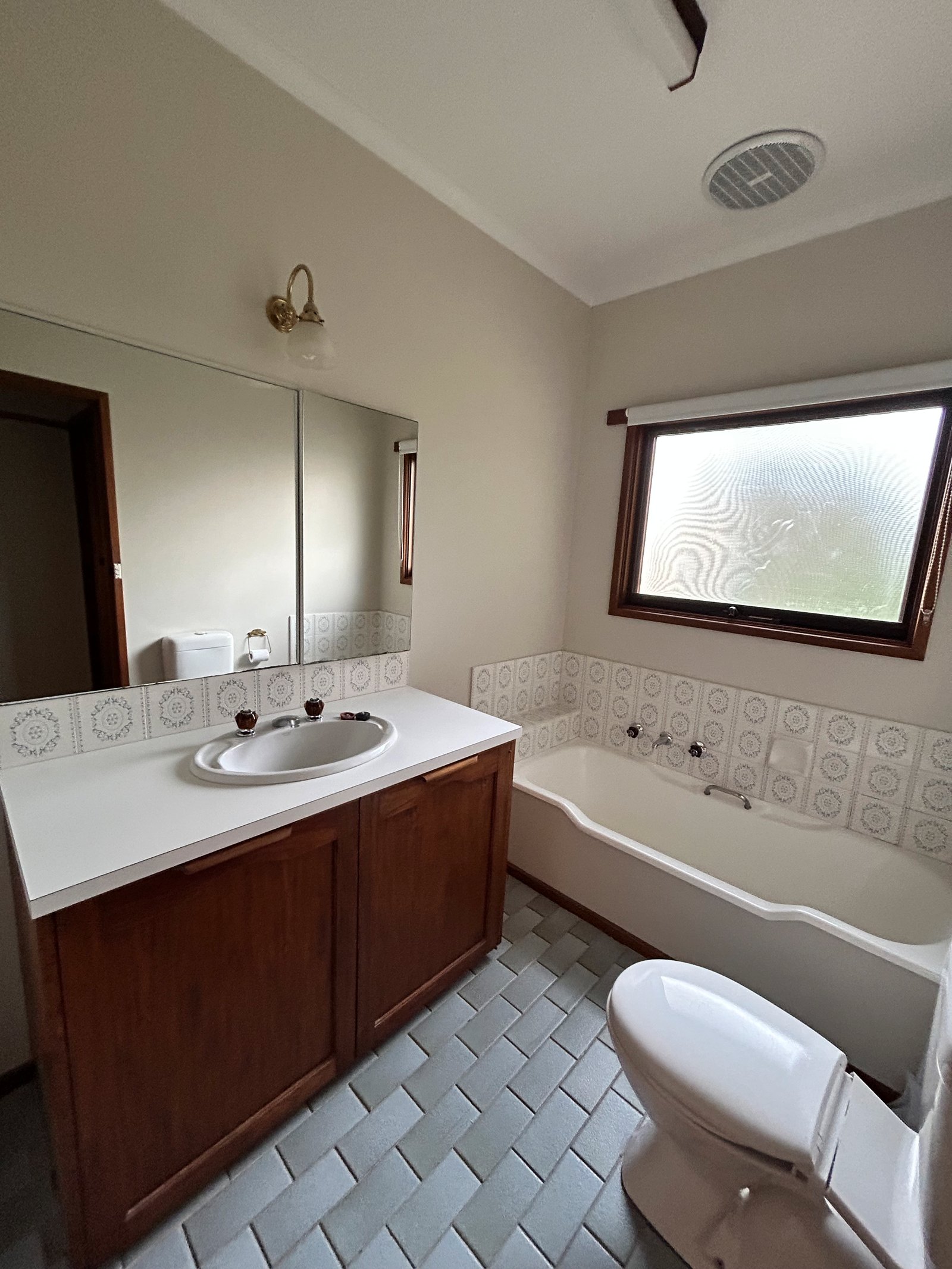 Real Estate and Property in 6 Warwick Hill Drive, Point Lonsdale, VIC