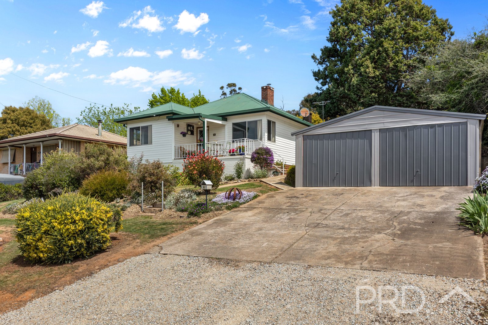 6 Wattle Street BATLOW 1