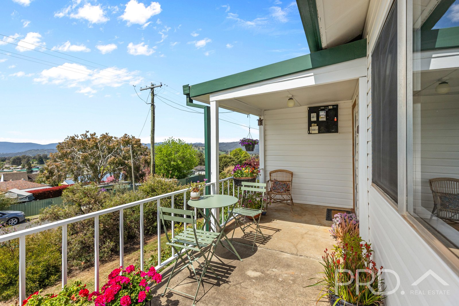 6 Wattle Street BATLOW 2