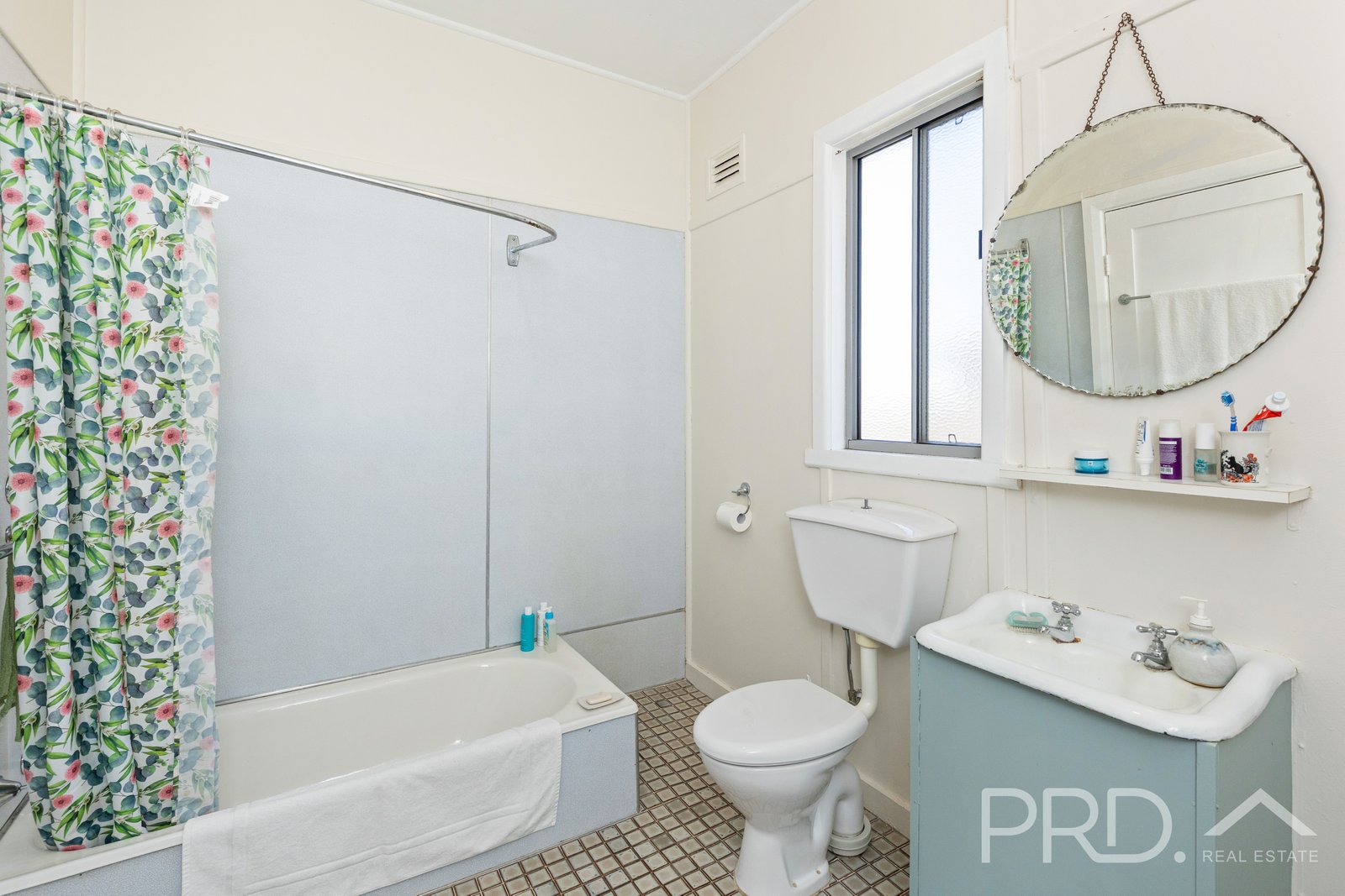 6 Wattle Street BATLOW 8