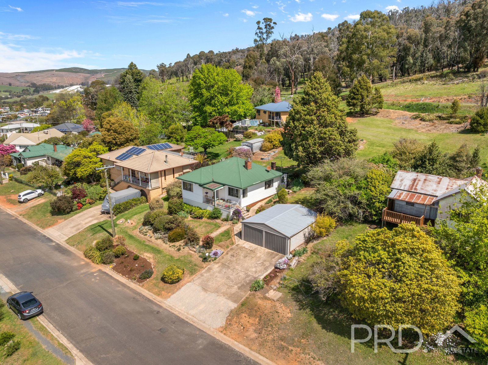 6 Wattle Street BATLOW 14