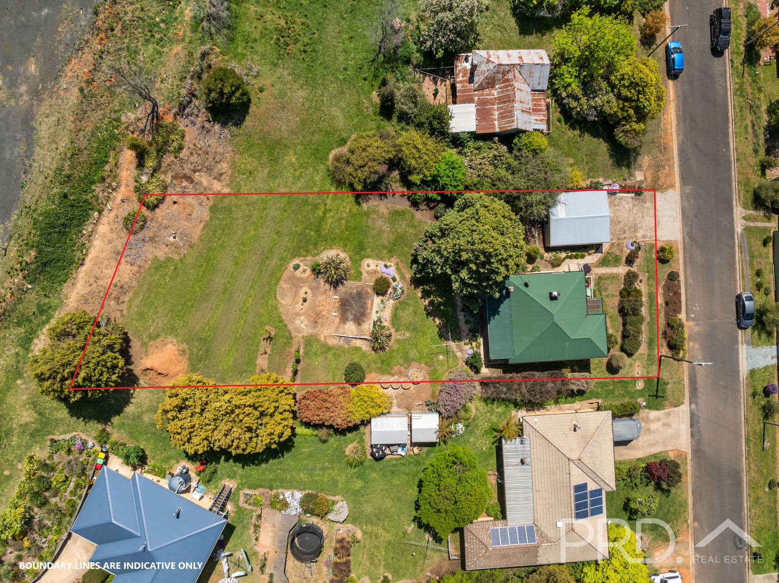 6 Wattle Street BATLOW 16