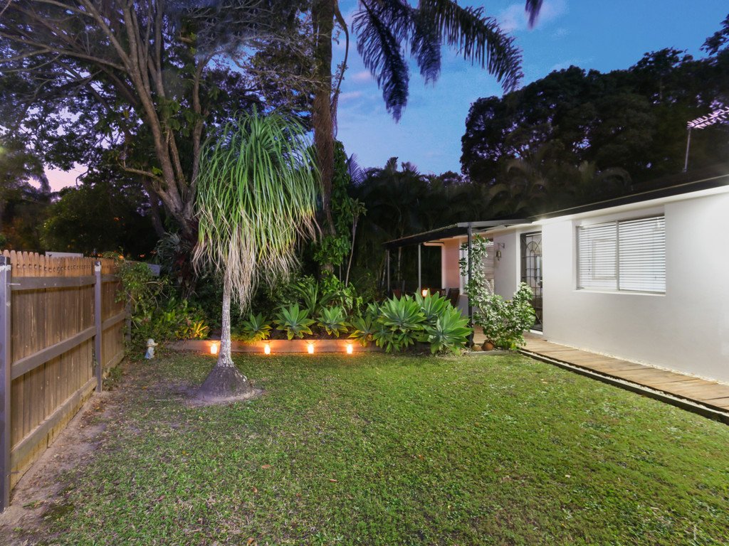 6 Wattle Street VARSITY LAKES 3