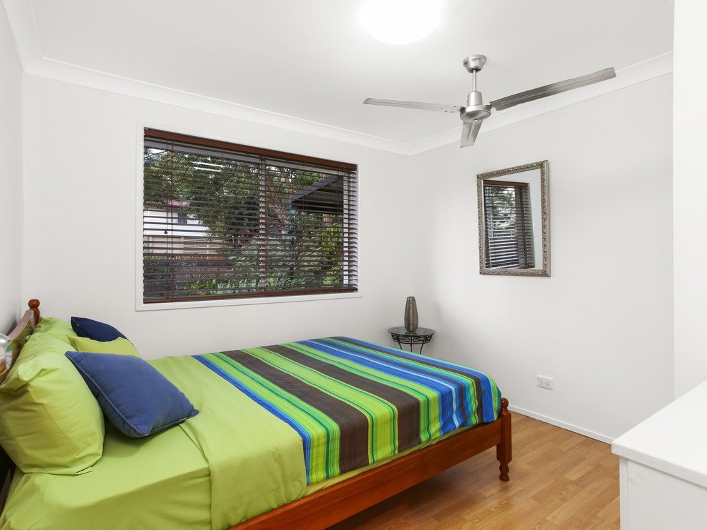 6 Wattle Street VARSITY LAKES 12