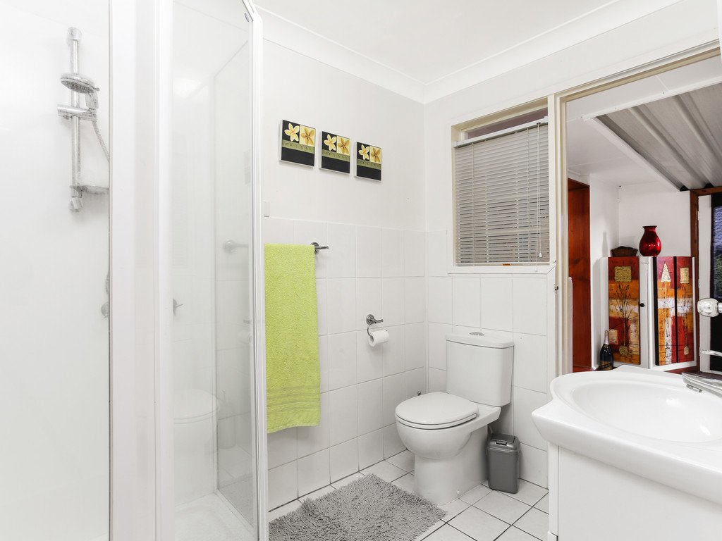 6 Wattle Street VARSITY LAKES 17