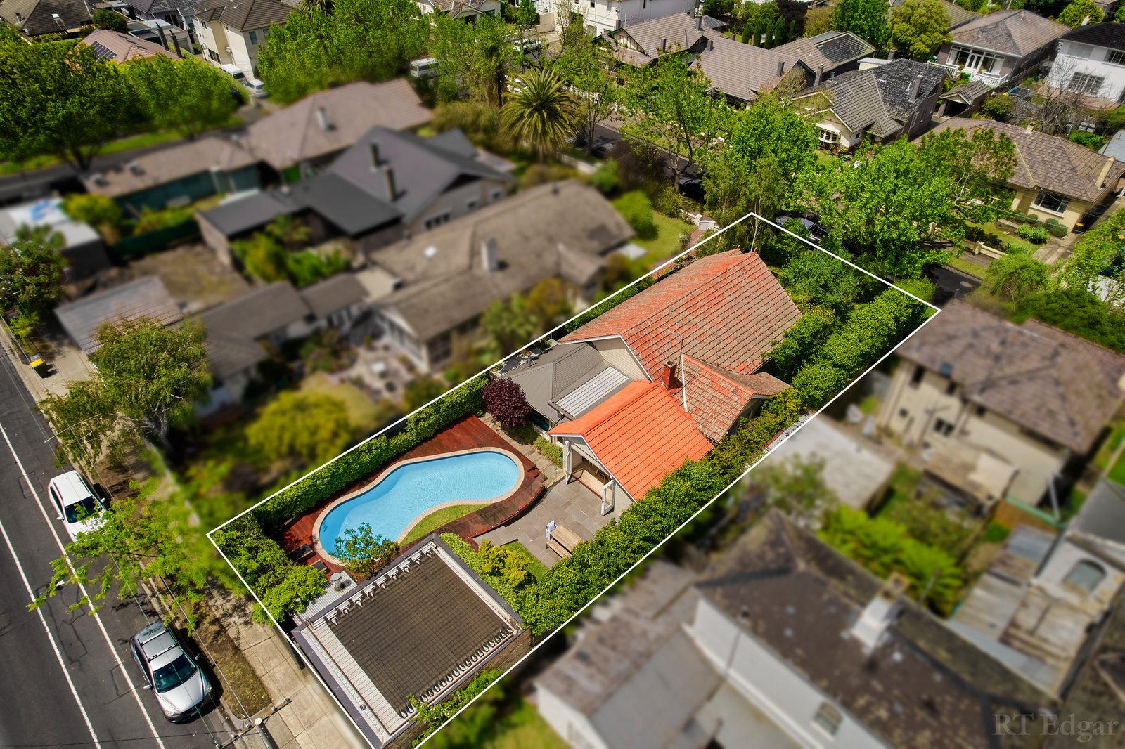 Real Estate and Property in 6 Wavenhoe Avenue, St Kilda East, VIC