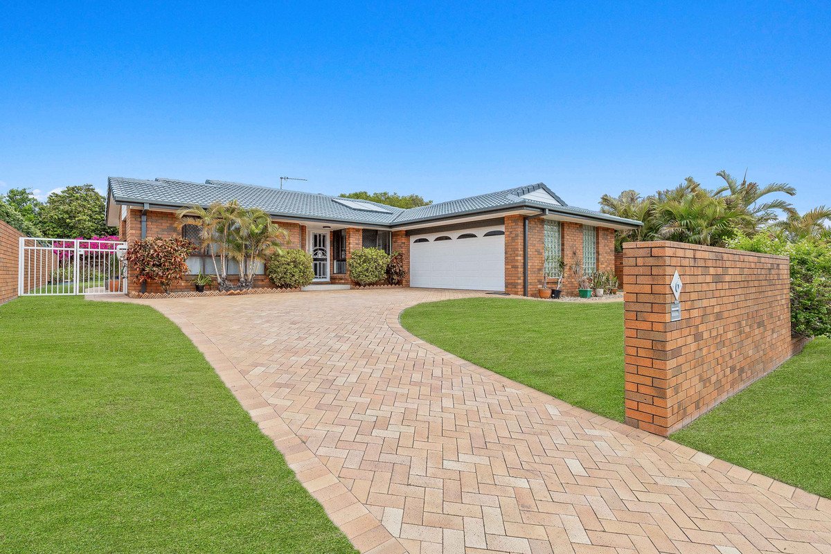 6 Wedgebill Parade BURLEIGH WATERS 1