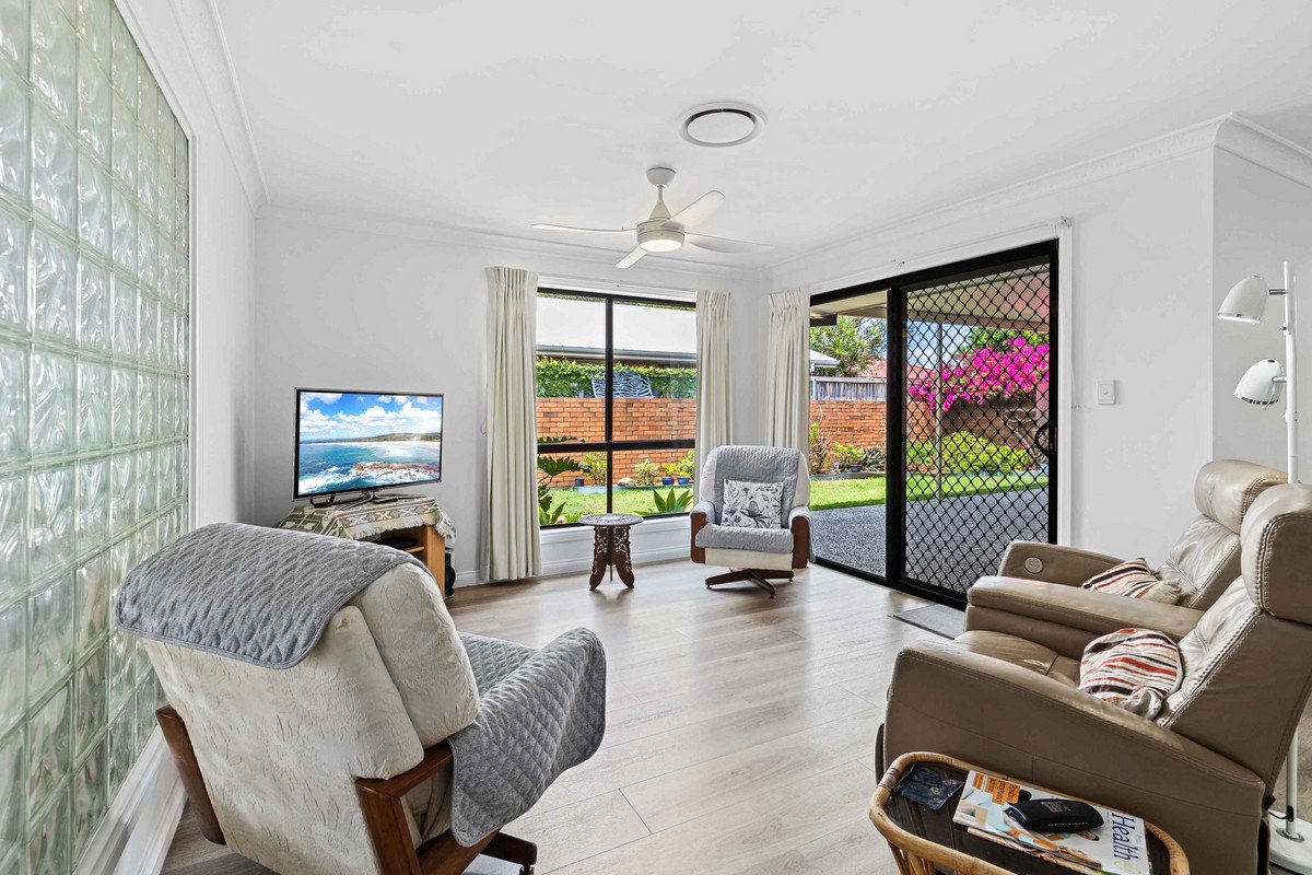 6 Wedgebill Parade BURLEIGH WATERS 10