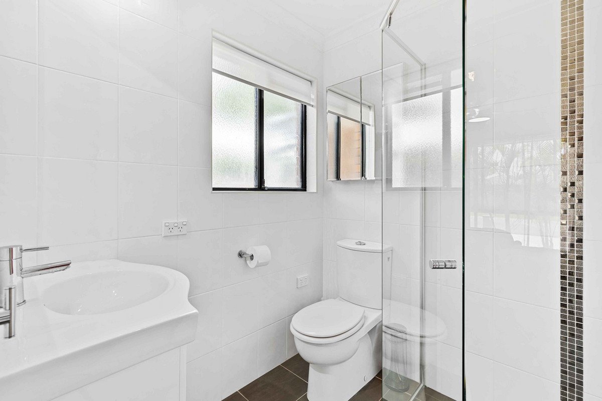 6 Wedgebill Parade BURLEIGH WATERS 14