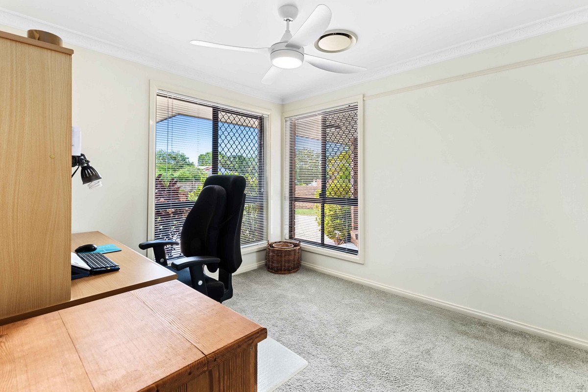 6 Wedgebill Parade BURLEIGH WATERS 19